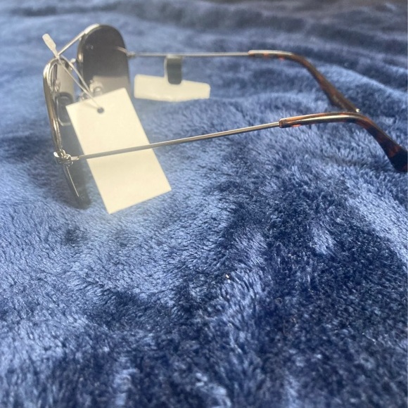 Banana Republic Aviator Sunglasses - Picture 4 of 8